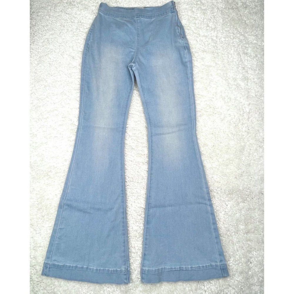 Twelve By OntWelfth High Waisted Super Flare Jean FLAW - Picture 1 of 9